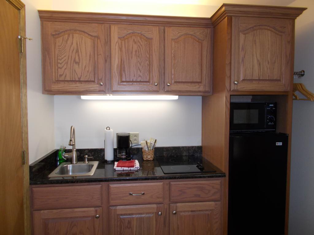 Shepherd Mountain Inn & Suites Pilot Knob Rum bild